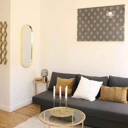 Bright And Comfortable Near Bercy