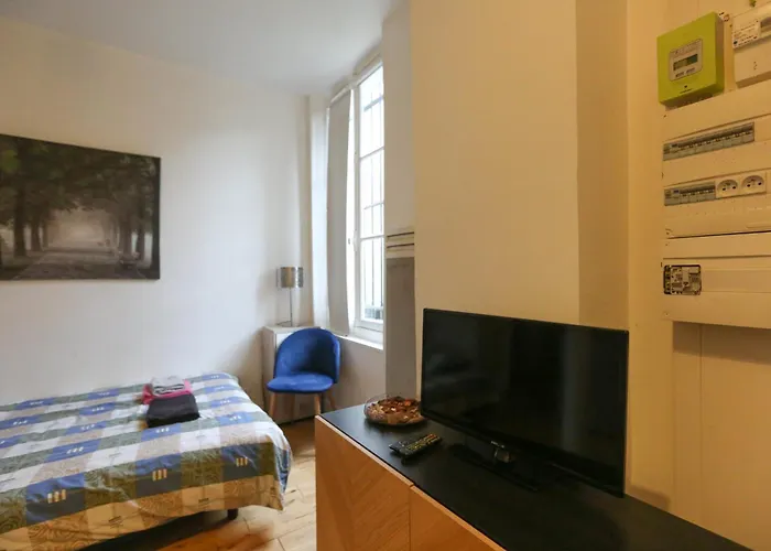 Bright And Comfortable Near Bercy アパート