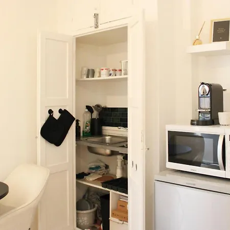 Daire Bright And Comfortable Near Bercy