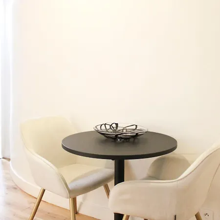 Bright And Comfortable Near Bercy Daire *