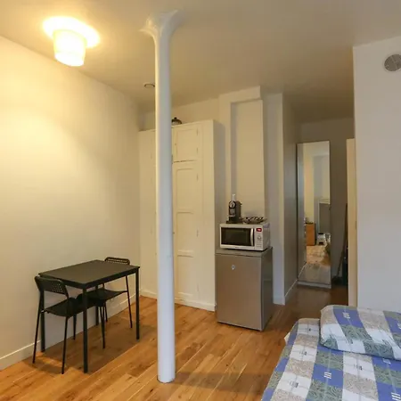 Bright And Comfortable Near Bercy Paris