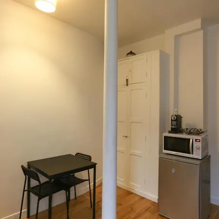 Bright And Comfortable Near Bercy Daire *